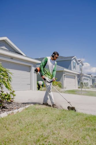 lawn-services-Riverview-FL-1-28-22-12-29-43-a.m