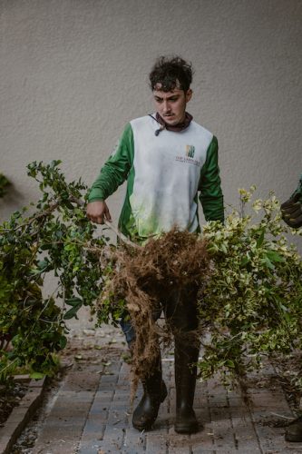 top-lawn-pros-property-cleanup-0I4A9418